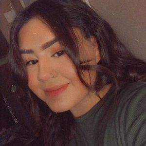 Meet your Posher, Rosa maria